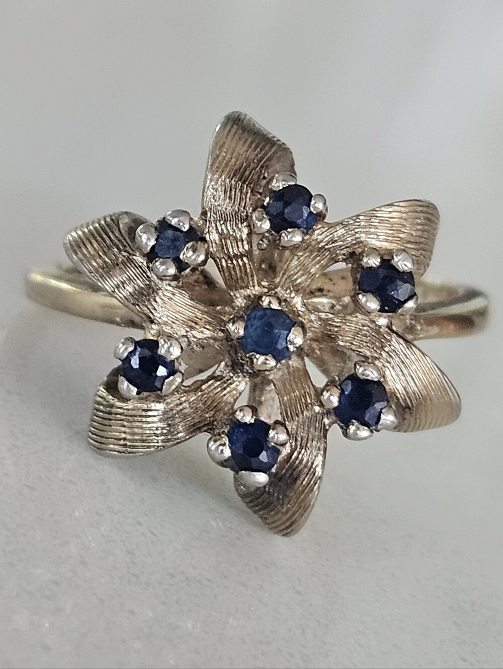 Vintage 1940s Natural Sapphire Sterling Silver Gold Wash Cocktail Spray Ring